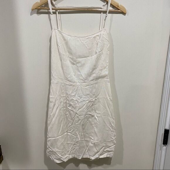 Forever 21 cream size medium low cut back 90s style straps - Picture 1 of 8